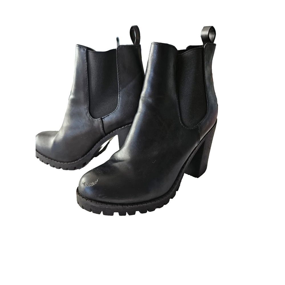 Womens Block Heel Ankle Boot Size 8‎